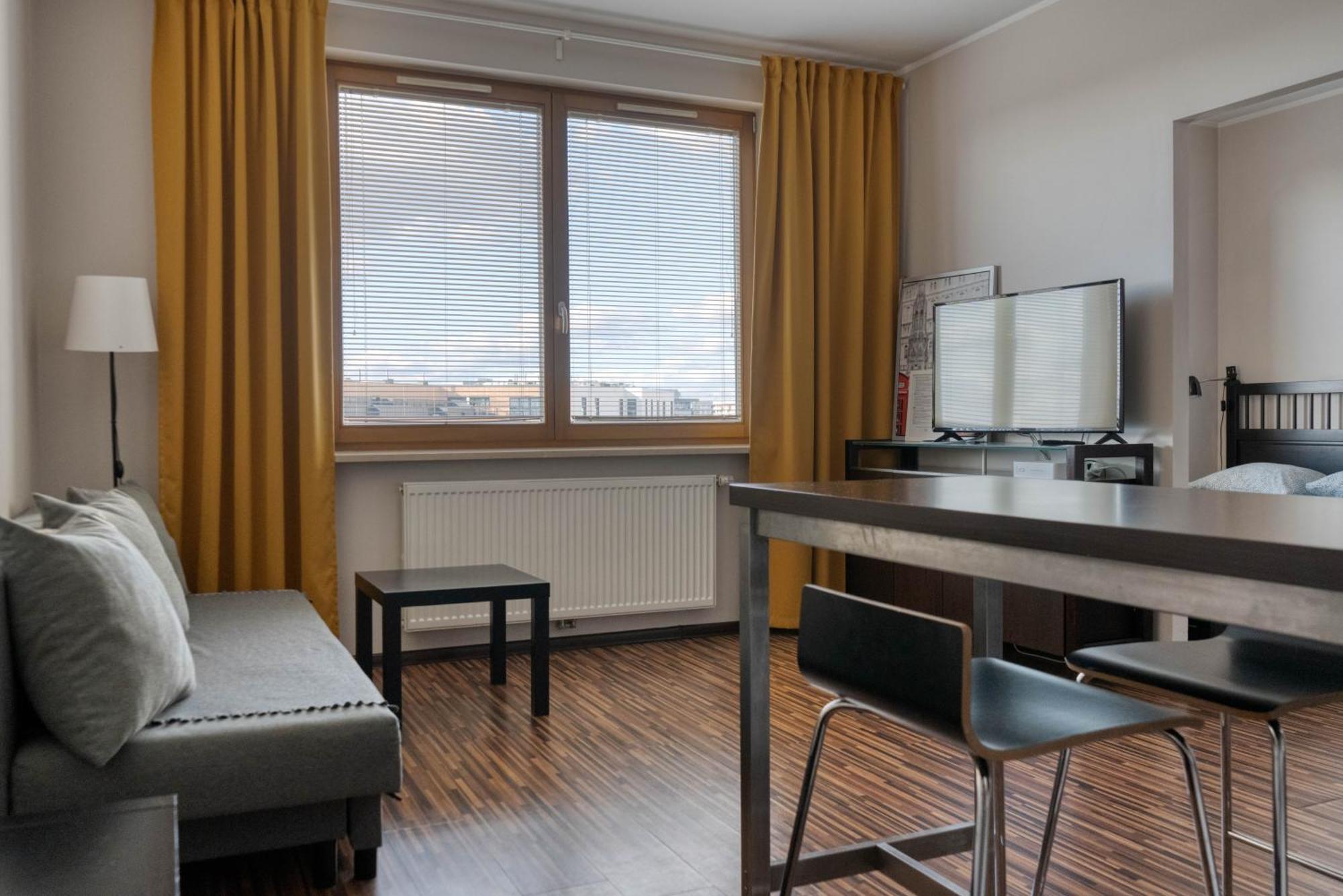 Airport Residence Amber Warszawa Eksteriør billede