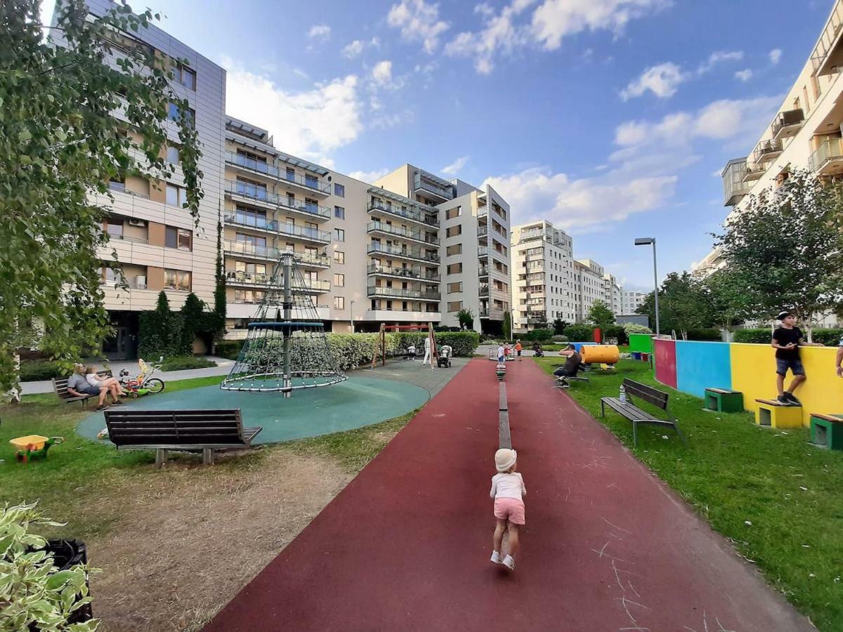 Airport Residence Amber Warszawa Eksteriør billede